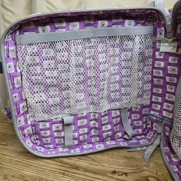 Vera Bradley Tech Organizer Watercolor - Picture 10 of 12